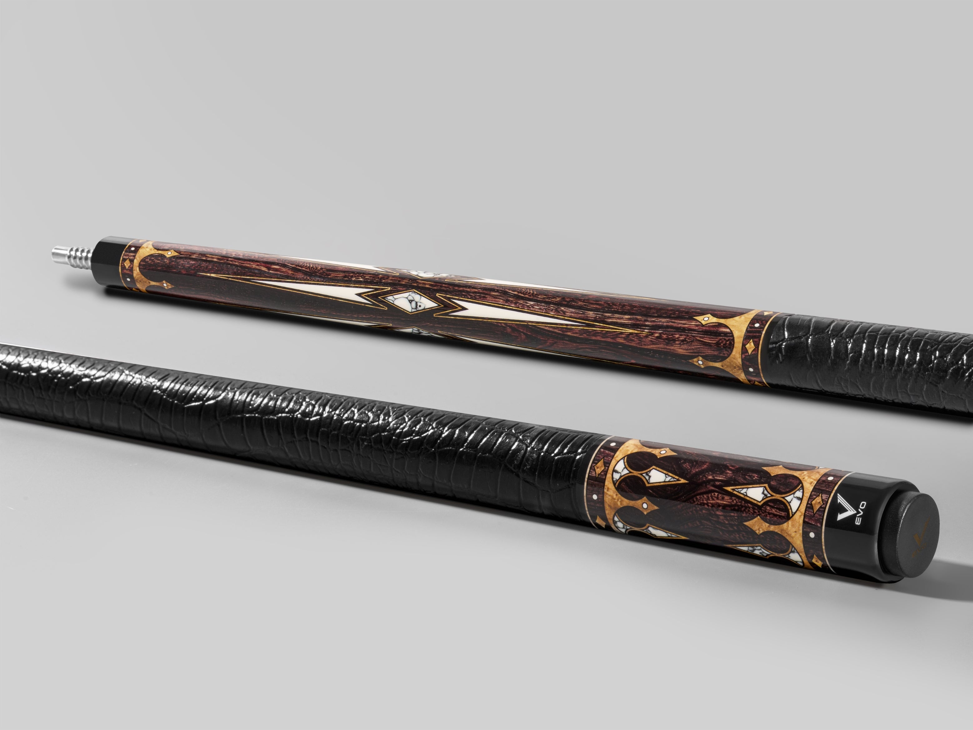 CROWN Pool Cue - Brown