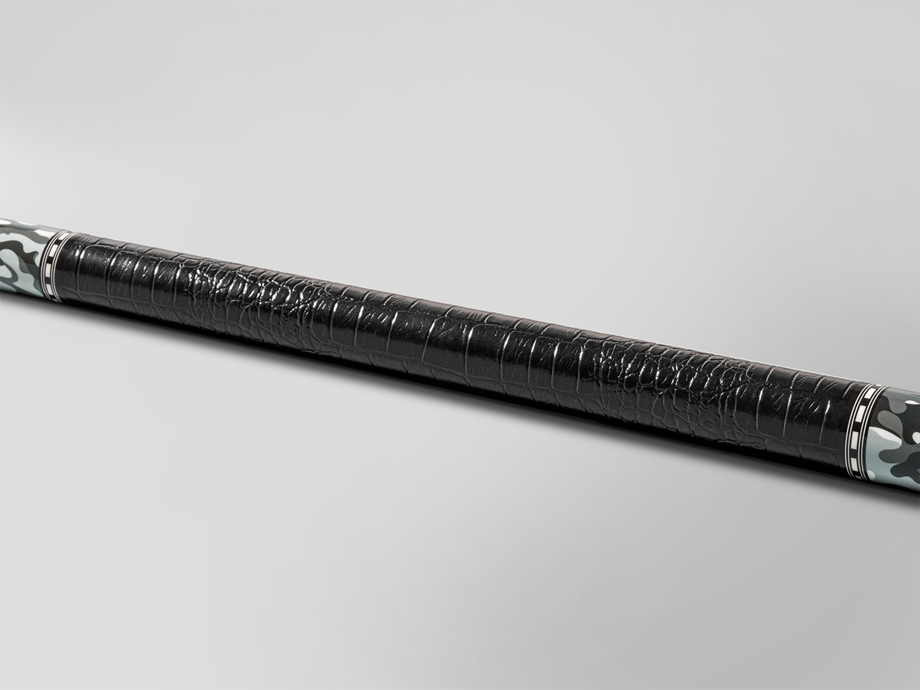 EVO CAMO POOL CUE - GHOST - SYNTHETIC LEATHER WRAP