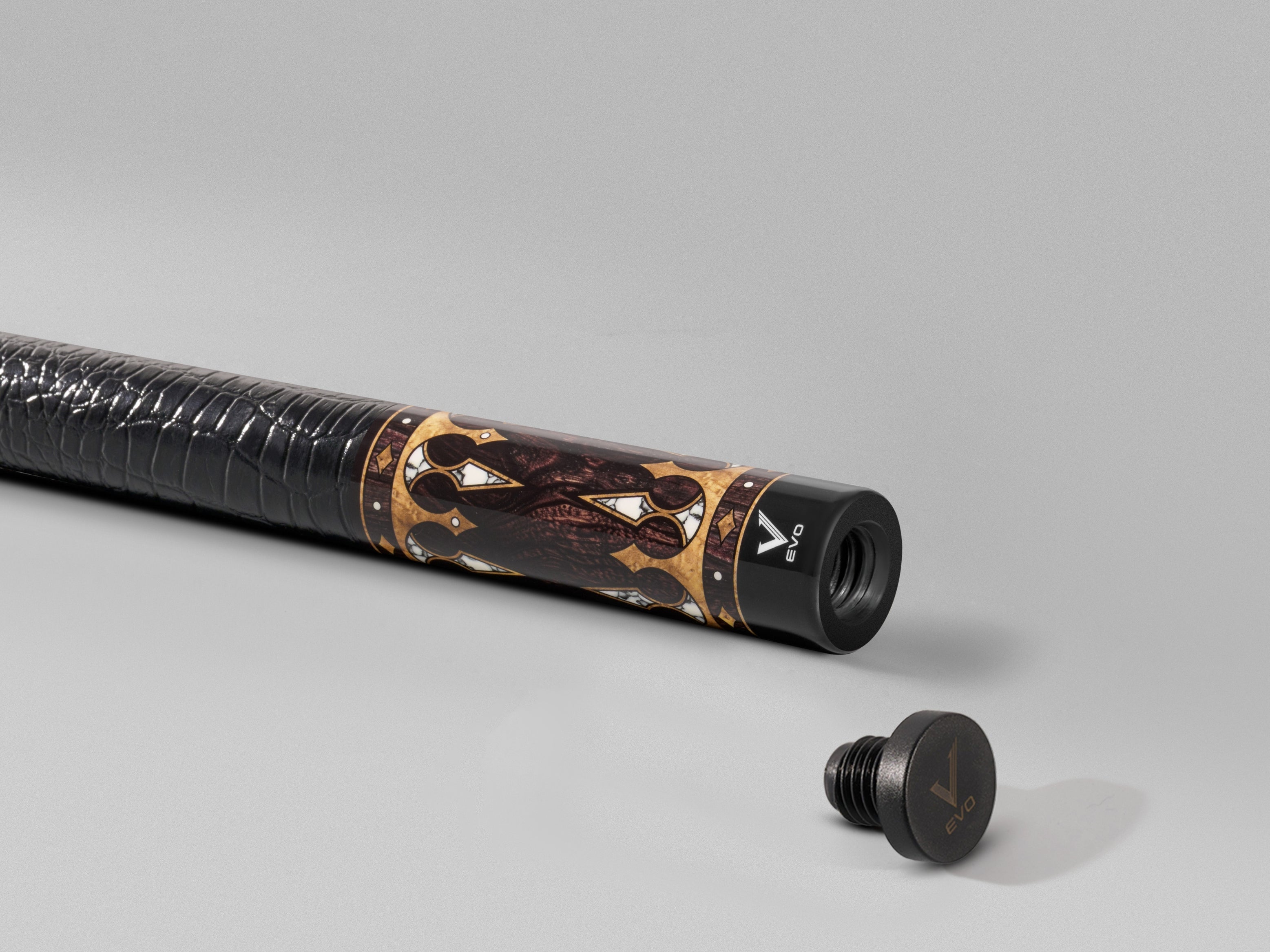 CROWN Pool Cue - Brown